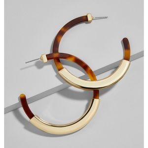 BRAND NEW BaubleBar Tassiana Resin Hoop Earrings